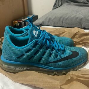 Men’s Nike Air Max 2016 9.5